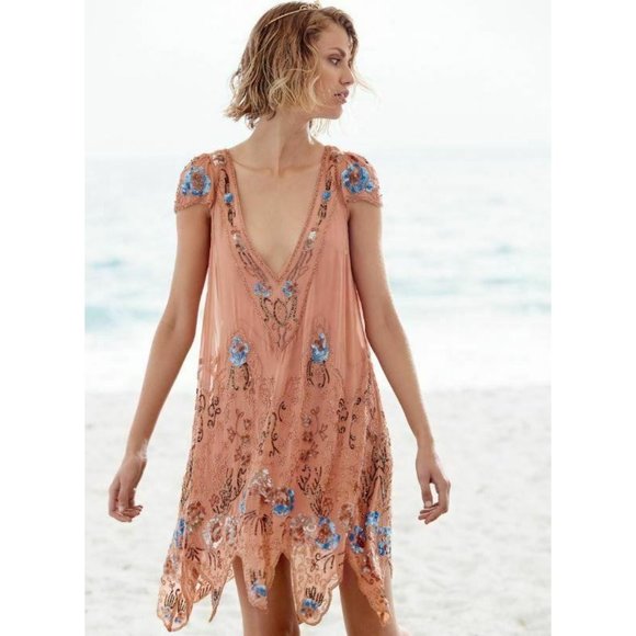 free people magic garden party dress Free People - Magic Garden Party Dress - Dusty Peach- Size Medium for Sale in Glendale, CA